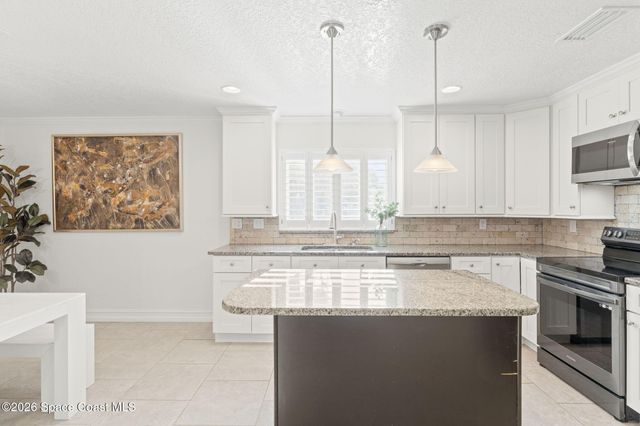 310 Franklyn Avenue, Indialantic, FL 32903