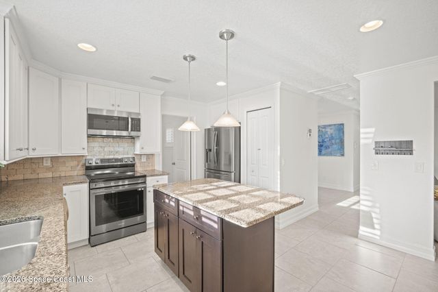 310 Franklyn Avenue, Indialantic, FL 32903