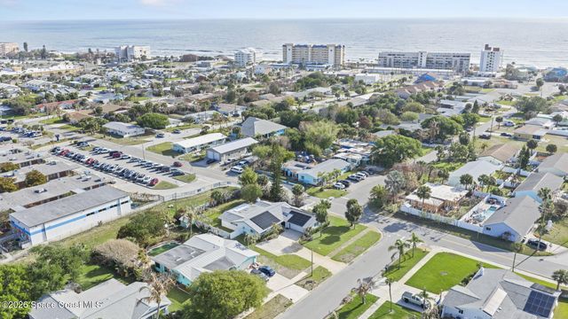 310 Franklyn Avenue, Indialantic, FL 32903