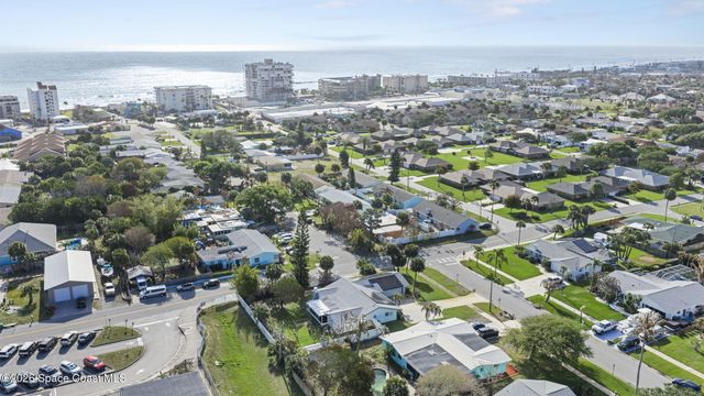 310 Franklyn Avenue, Indialantic, FL 32903
