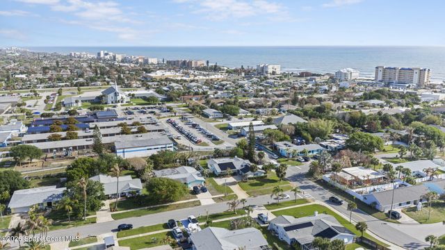 310 Franklyn Avenue, Indialantic, FL 32903