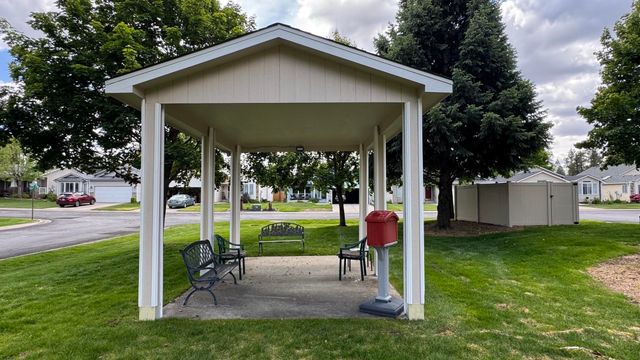 7623 N Calispel Ln, Spokane, WA 99208