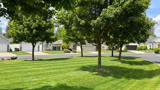 7623 N Calispel Ln, Spokane, WA 99208