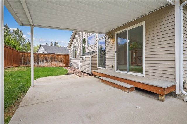 7623 N Calispel Ln, Spokane, WA 99208