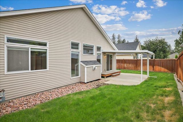 7623 N Calispel Ln, Spokane, WA 99208