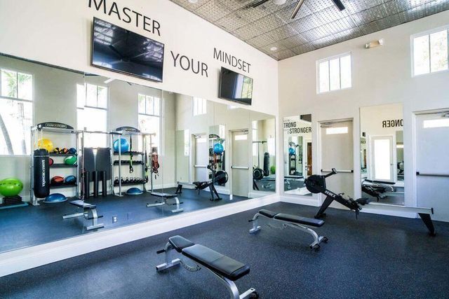 960 MILLBRAE Court 4, West Palm Beach, FL 33401