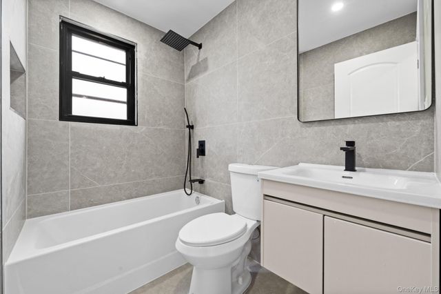 19311 120th Avenue, Saint Albans, NY 11412