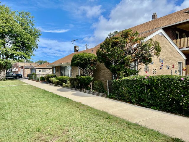 534 Penrhyn Place, East Chicago, IN 46312