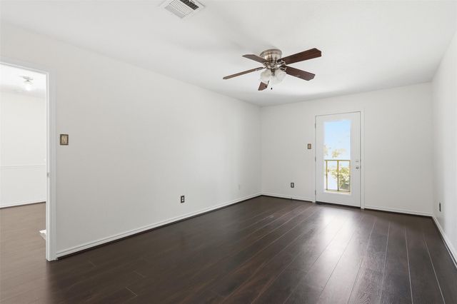 10 E Broken Oak Court, Spring, TX 77381