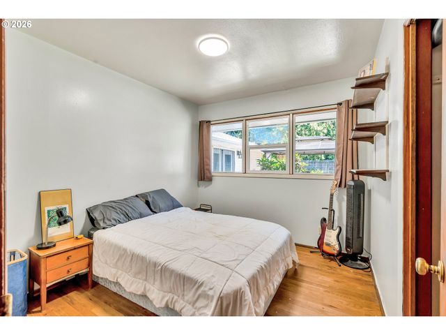 1883 Se ROSEBRIER Ct, Milwaukie, OR 97267