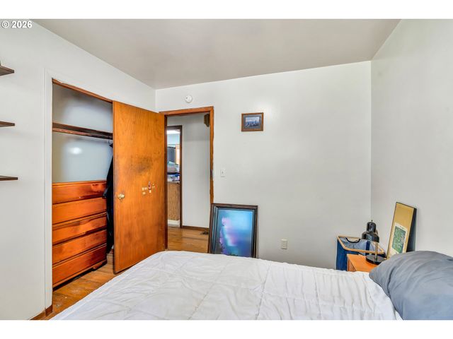 1883 Se ROSEBRIER Ct, Milwaukie, OR 97267
