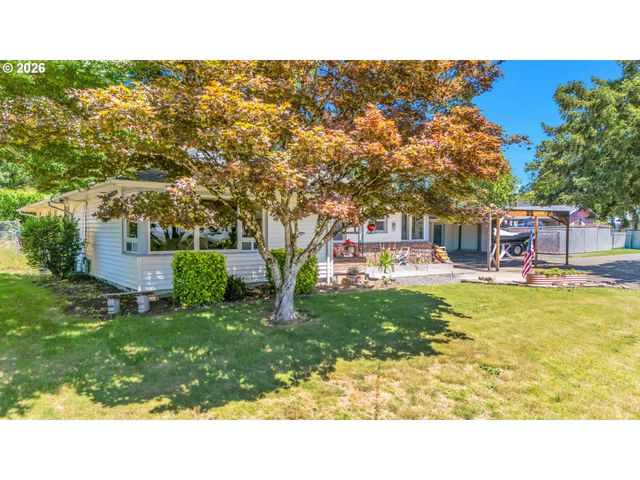 1883 Se ROSEBRIER Ct, Milwaukie, OR 97267