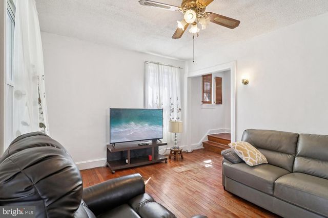 3149 NEWTON ST NE, Washington, DC 20018