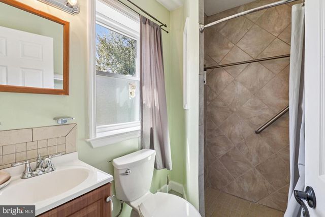 3149 NEWTON ST NE, Washington, DC 20018