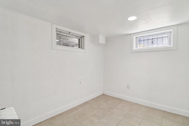 3149 NEWTON ST NE, Washington, DC 20018