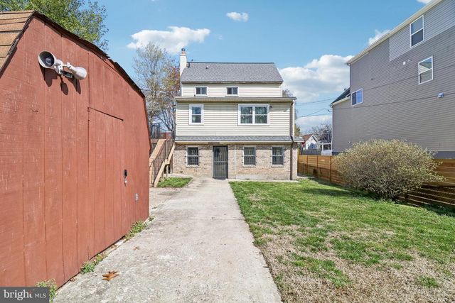 3149 NEWTON ST NE, Washington, DC 20018