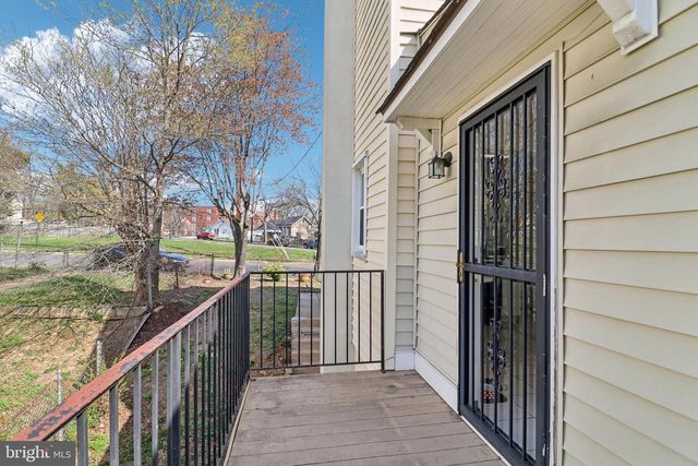 3149 NEWTON ST NE, Washington, DC 20018