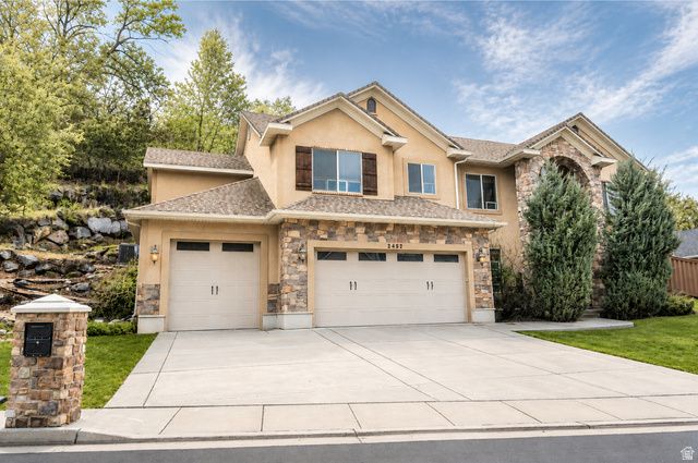 2452 OAK LN, Layton, UT 84040