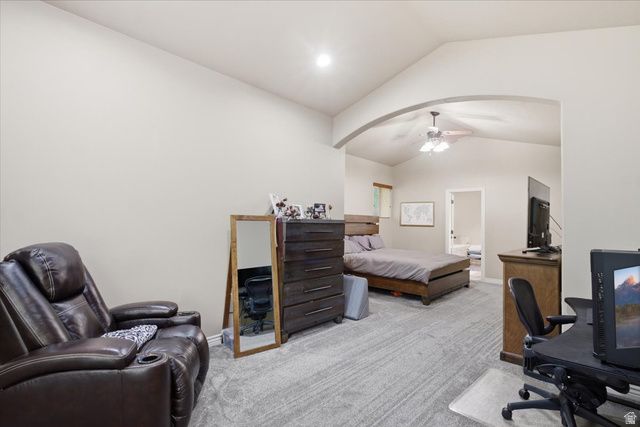 2452 OAK LN, Layton, UT 84040