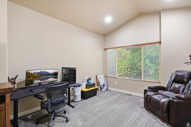 2452 OAK LN, Layton, UT 84040