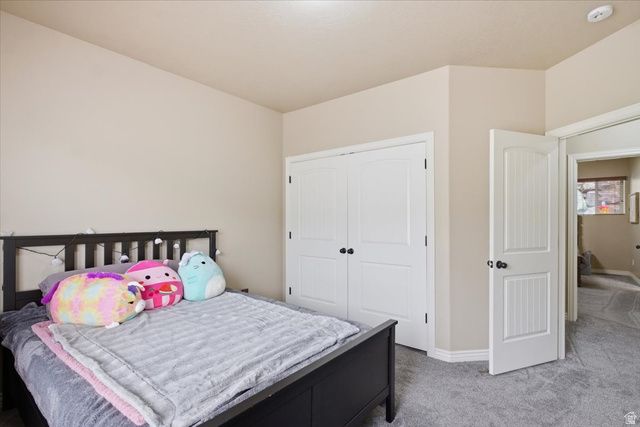2452 OAK LN, Layton, UT 84040