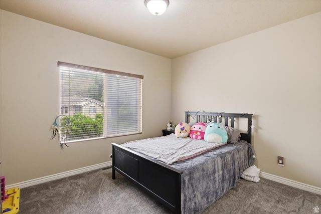 2452 OAK LN, Layton, UT 84040