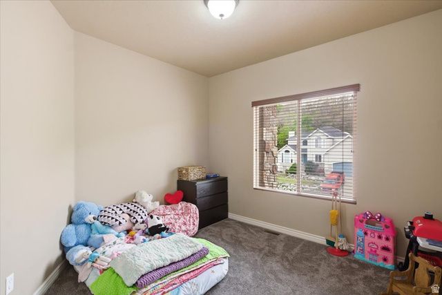 2452 OAK LN, Layton, UT 84040
