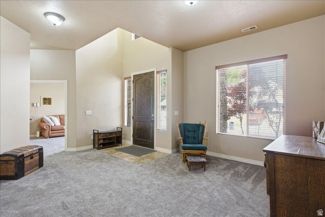 2452 OAK LN, Layton, UT 84040