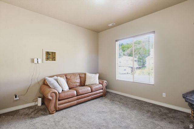 2452 OAK LN, Layton, UT 84040