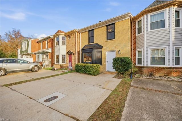 4657 Merrimac LN, Virginia Beach, VA 23455