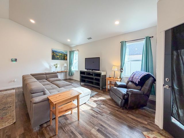 457 Fox Meadows Court, Grand Junction, CO 81504