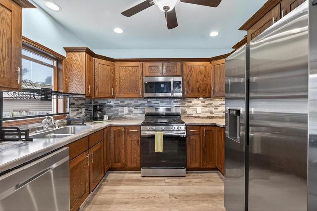 310 S 16TH STREET, Wisconsin Rapids, WI 54494