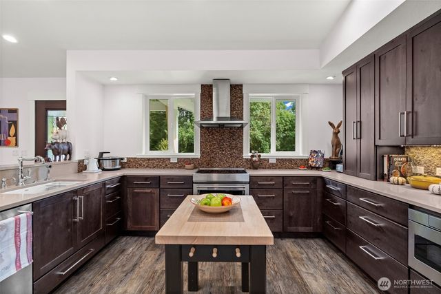 9604 Ridgeway, Gig Harbor, WA 98332