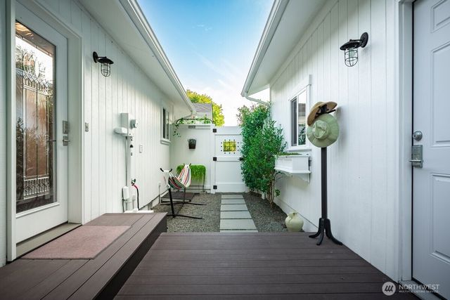 9604 Ridgeway, Gig Harbor, WA 98332