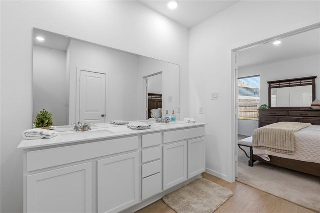 907 Heaven Drive, Beasley, TX 77417