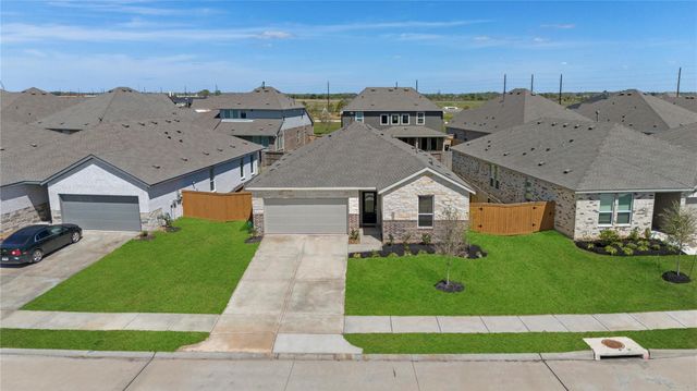 907 Heaven Drive, Beasley, TX 77417