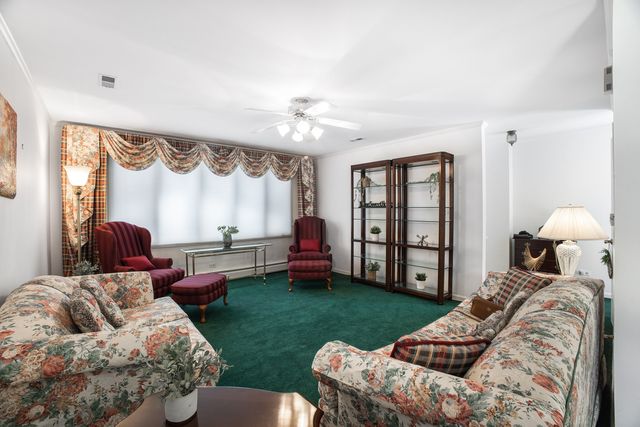 1212 N Maple Avenue, La Grange Park, IL 60526