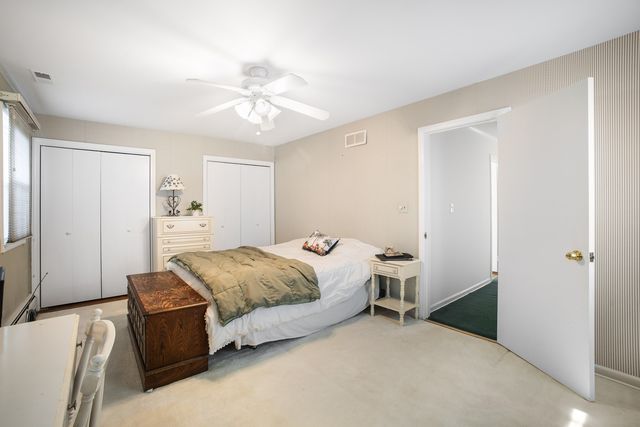 1212 N Maple Avenue, La Grange Park, IL 60526