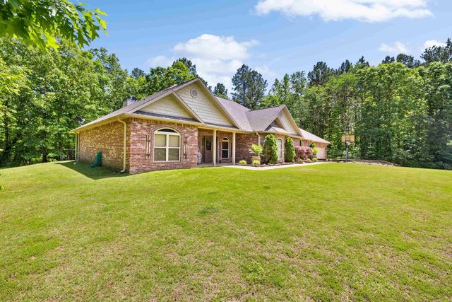 402 Demuth, Benton, AR 72019