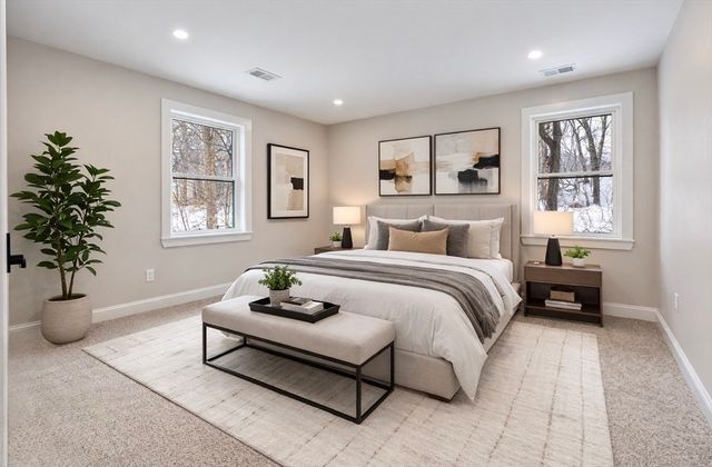 37 Dane Ave, Worcester, MA 01607