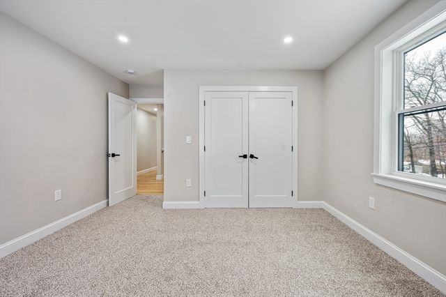 37 Dane Ave, Worcester, MA 01607