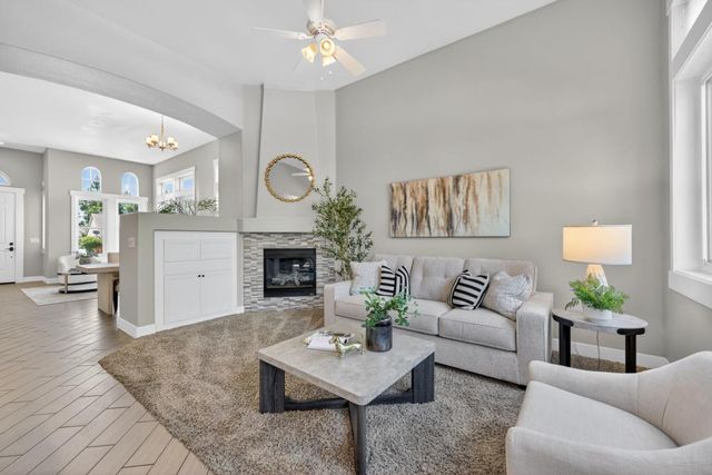 107 Lembi Dr, Folsom, CA 95630