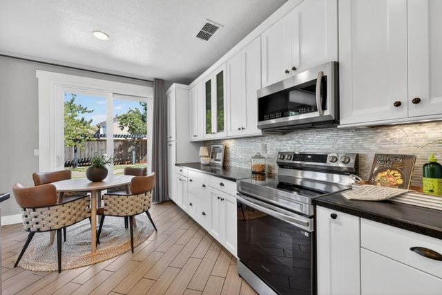 107 Lembi Dr, Folsom, CA 95630