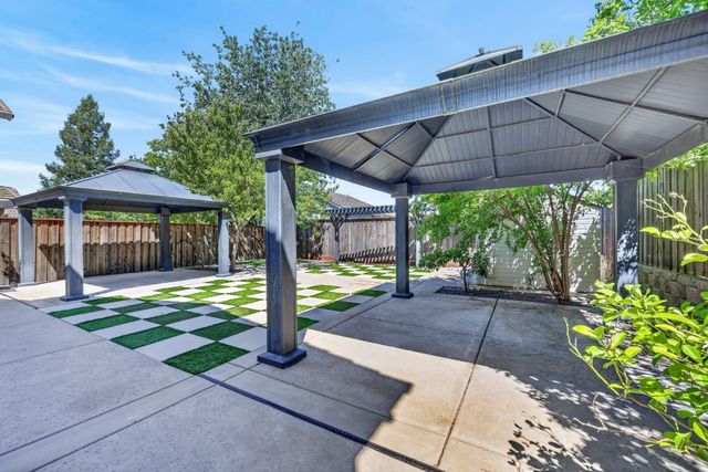 107 Lembi Dr, Folsom, CA 95630