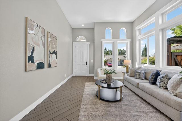 107 Lembi Dr, Folsom, CA 95630