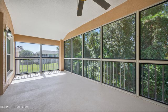 8495 LITTLE SWIFT Circle, Jacksonville, FL 32256