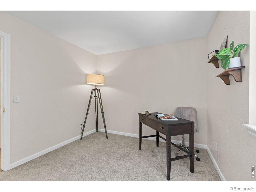 Image 26 of property listing at 9712 Queenscliffe Drive, Highlands Ranch, CO 80130