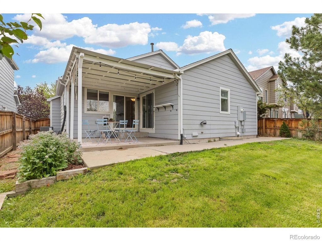 Image 42 of property listing at 9712 Queenscliffe Drive, Highlands Ranch, CO 80130