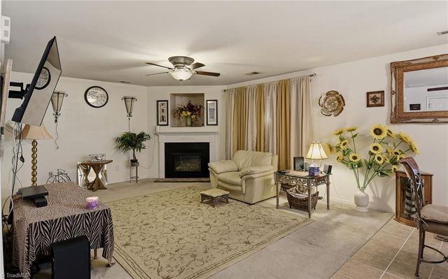 3907 SE Whispering Willows Drive, Greensboro, NC 27406