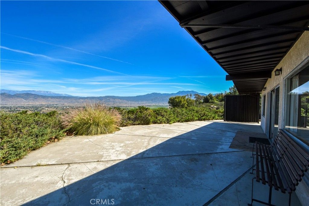 Image 25 of property listing at 28280 Rawlings, Hemet, CA 92544